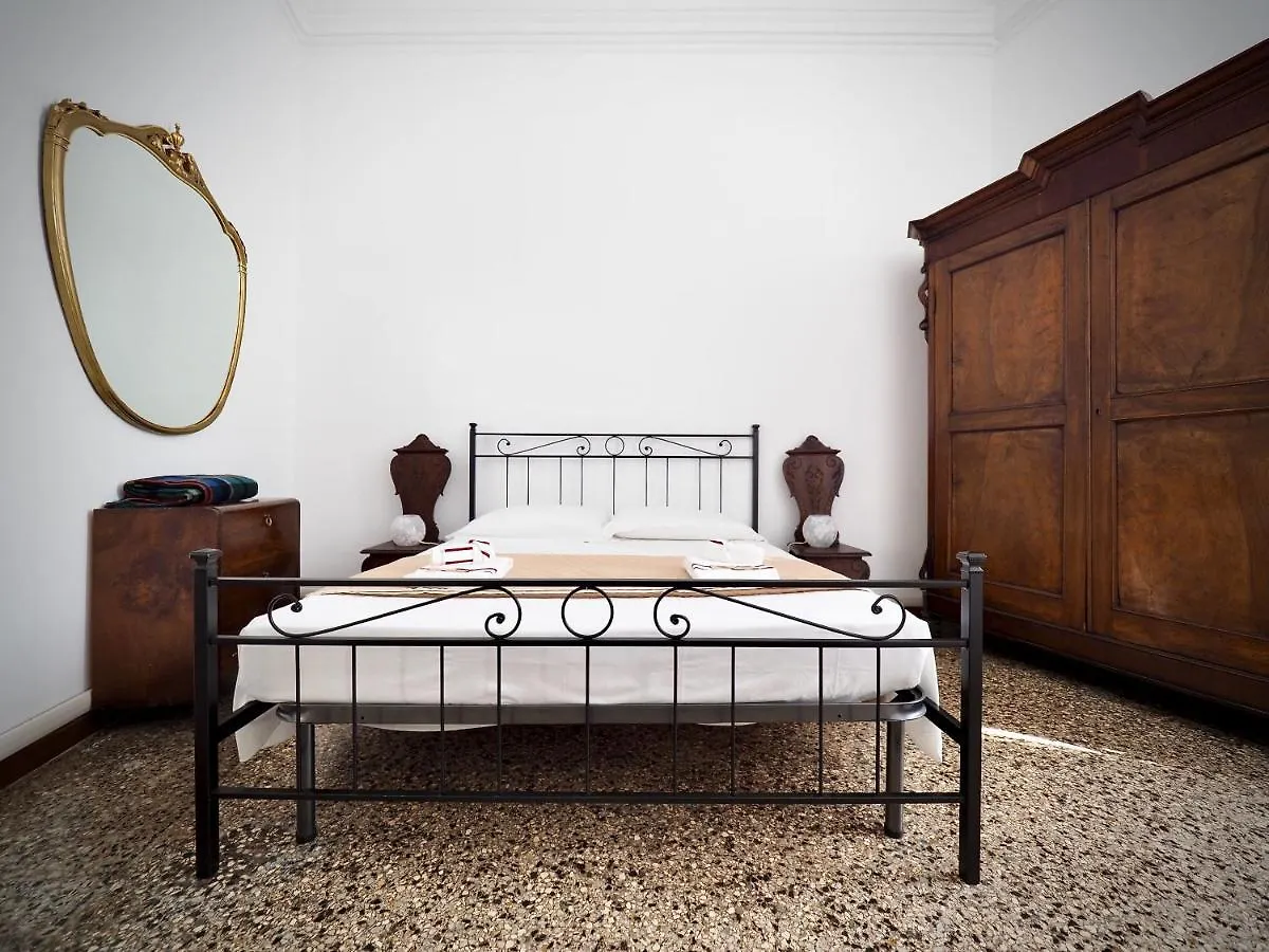 Dimora Sarzano Acquario - Genovabnb It Apartment Italy