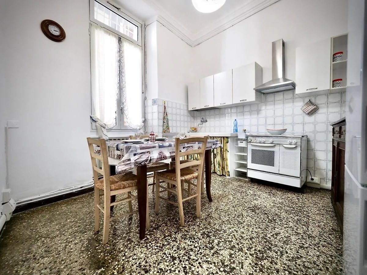 Dimora Sarzano Acquario - Genovabnb It Apartment Genoa